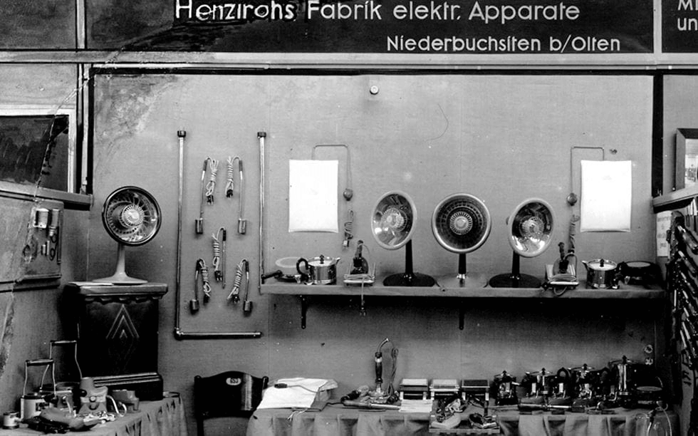 Фото черное-белое Электрические бытовые приборы